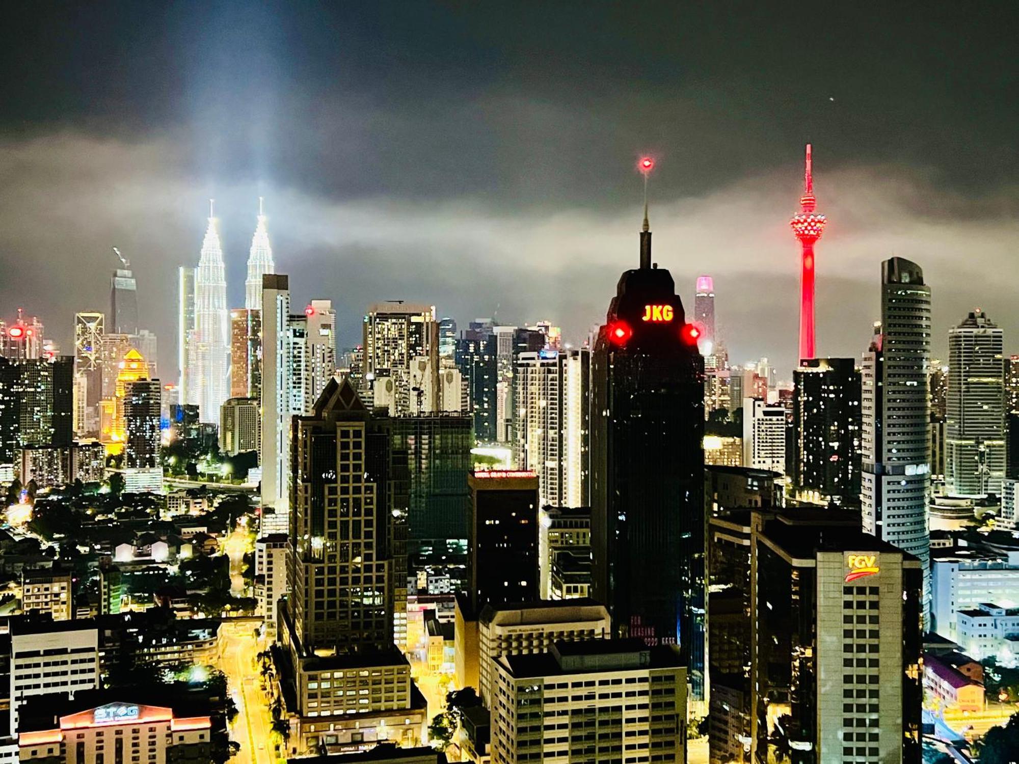 Regalia Suites & Residence By Enjoy Your Stay Kuala Lumpur Exterior foto