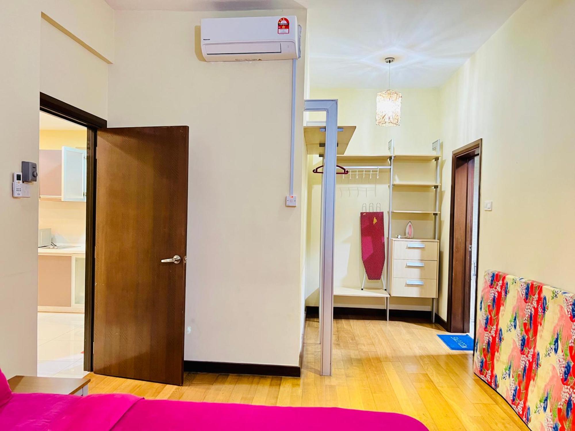 Regalia Suites & Residence By Enjoy Your Stay Kuala Lumpur Exterior foto