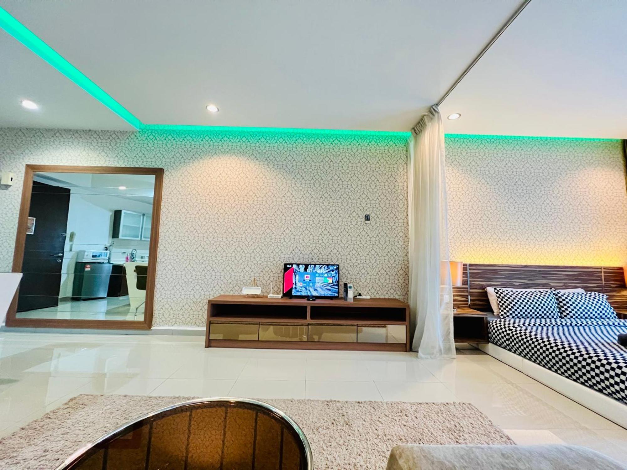 Regalia Suites & Residence By Enjoy Your Stay Kuala Lumpur Exterior foto
